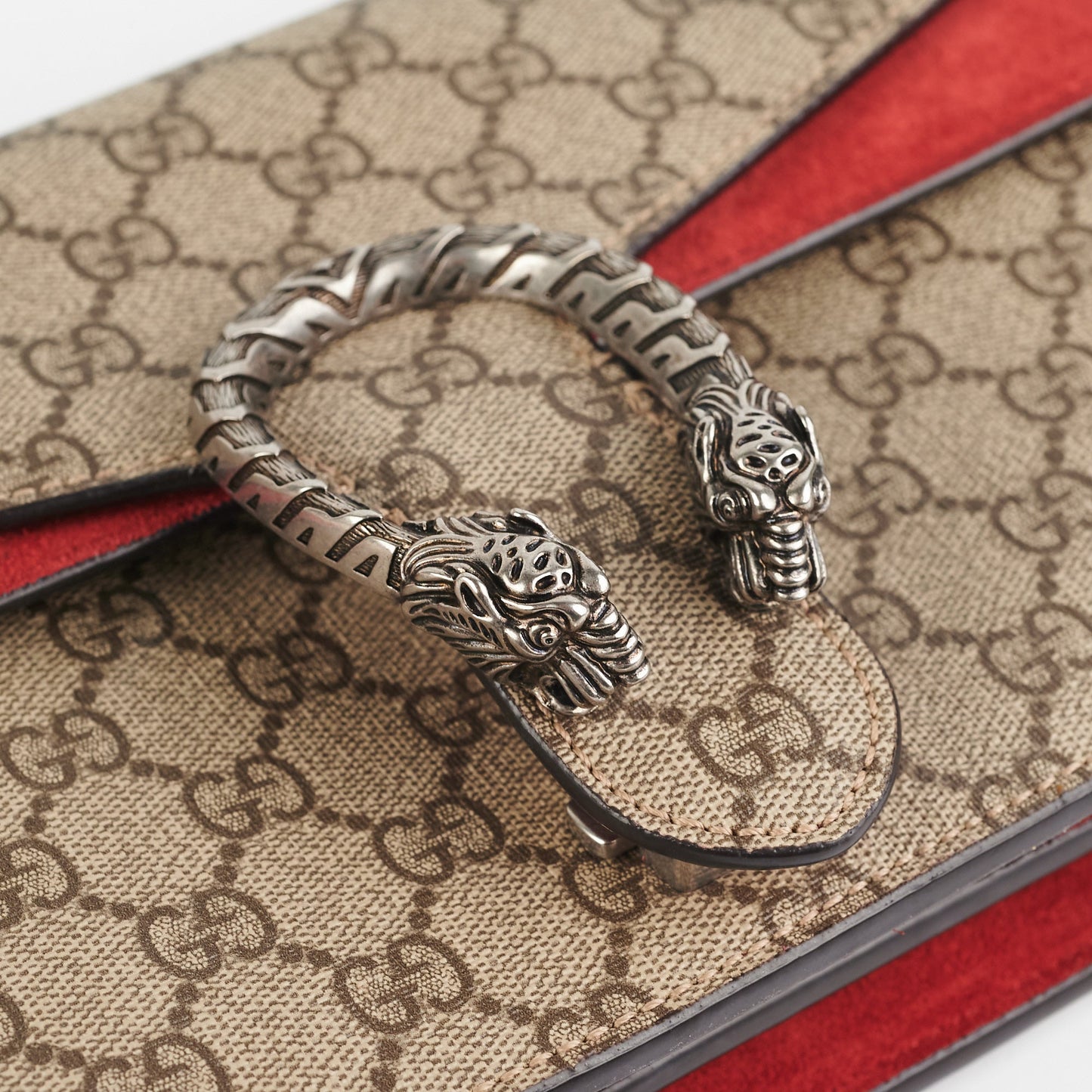 Gucci Dionysus Small Shoulder Bag Red