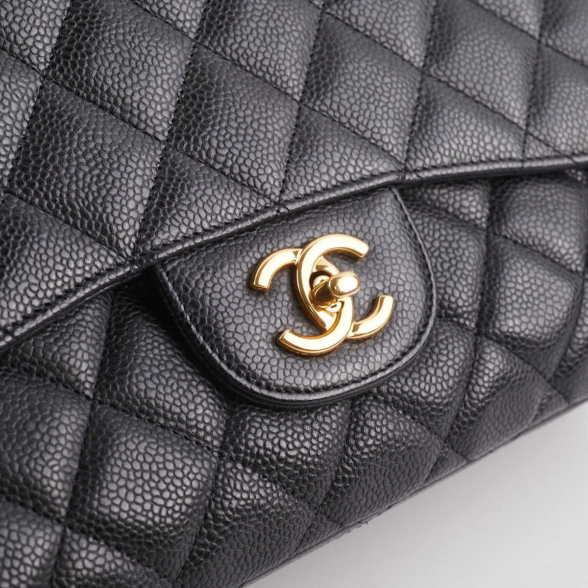 Chanel  Maxi single Flap Quilted Caviar Black
