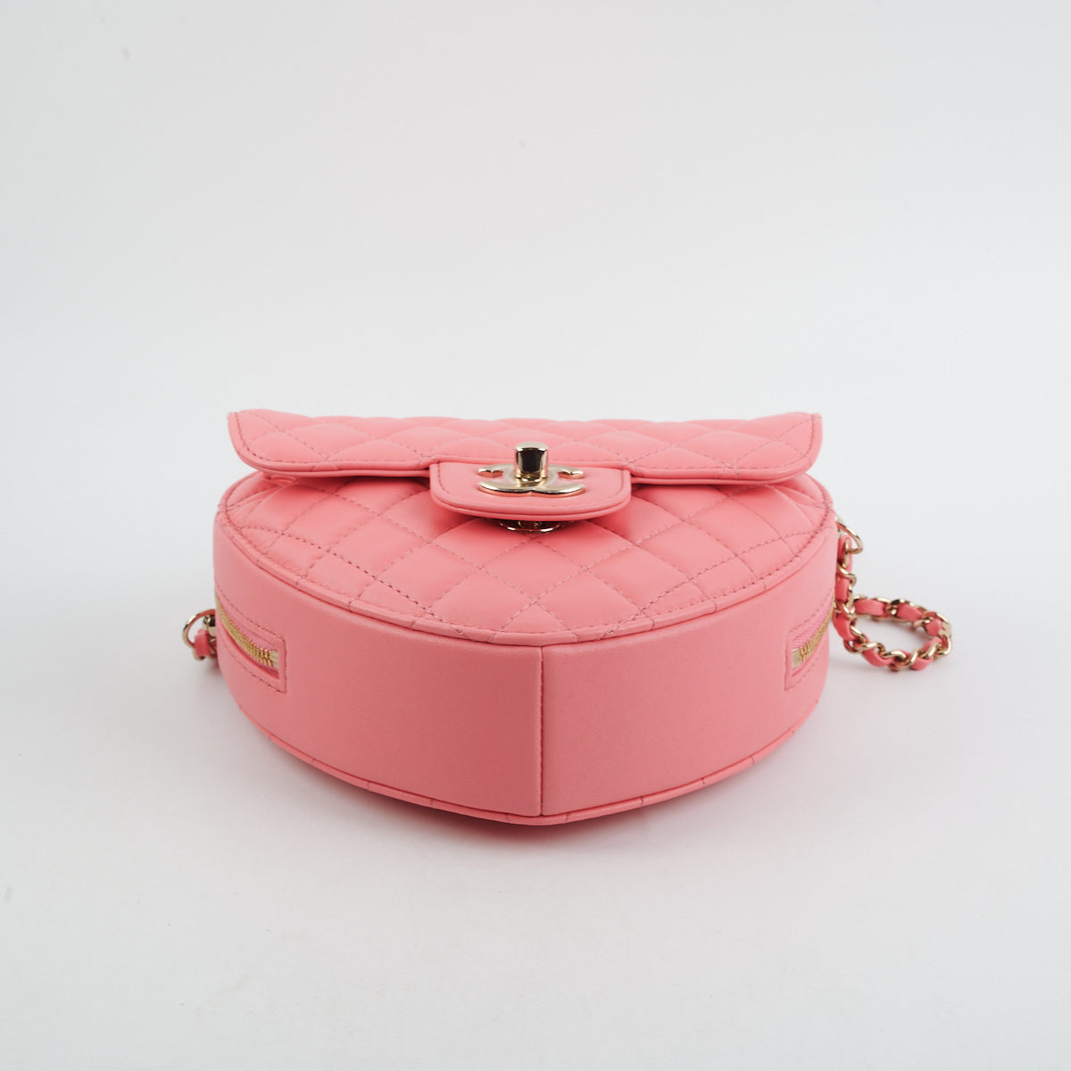 Chanel Heart Large Belt Bag Pink (Microchipped)