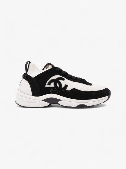 Chanel CC Logo Sneakers Black / White Fabric EU 38 UK 5