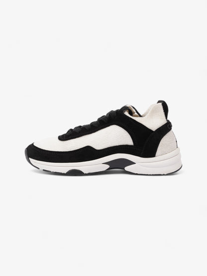 Chanel CC Logo Sneakers Black / White Fabric EU 38 UK 5