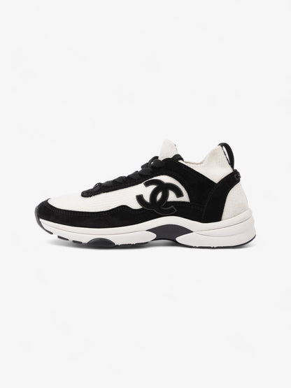 Chanel CC Logo Sneakers Black / White Fabric EU 38 UK 5