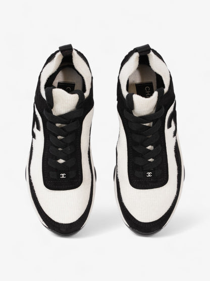 Chanel CC Logo Sneakers Black / White Fabric EU 38 UK 5