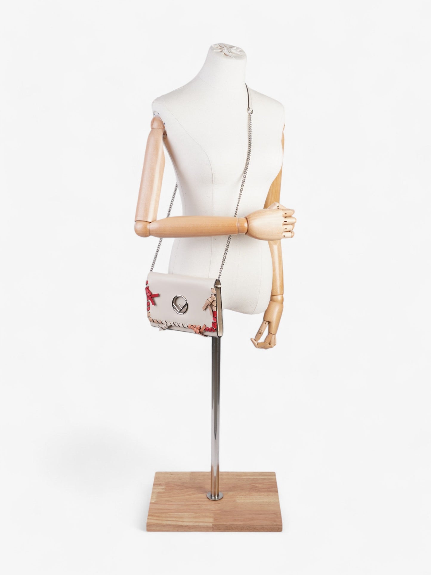 Fendi F is Fendi Whipstitch Bow Wallet On Chain Camelia / Multicoloured Calfskin Leather