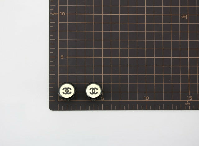 Chanel Vintage 01P Resin Black Hoop Mirror Clip-on Earrings