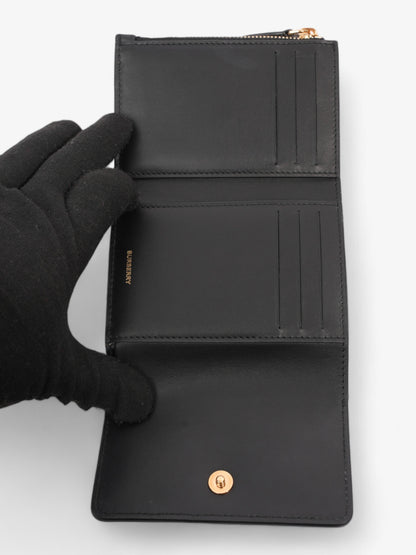 Burberry Fold Over Wallet Black / Vintage Check Leather