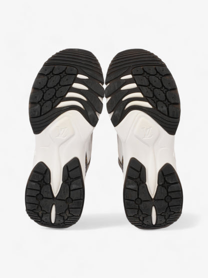 Louis Vuitton Run 55 Sneakers White  / Monogram / Black Mesh EU 38 UK 5
