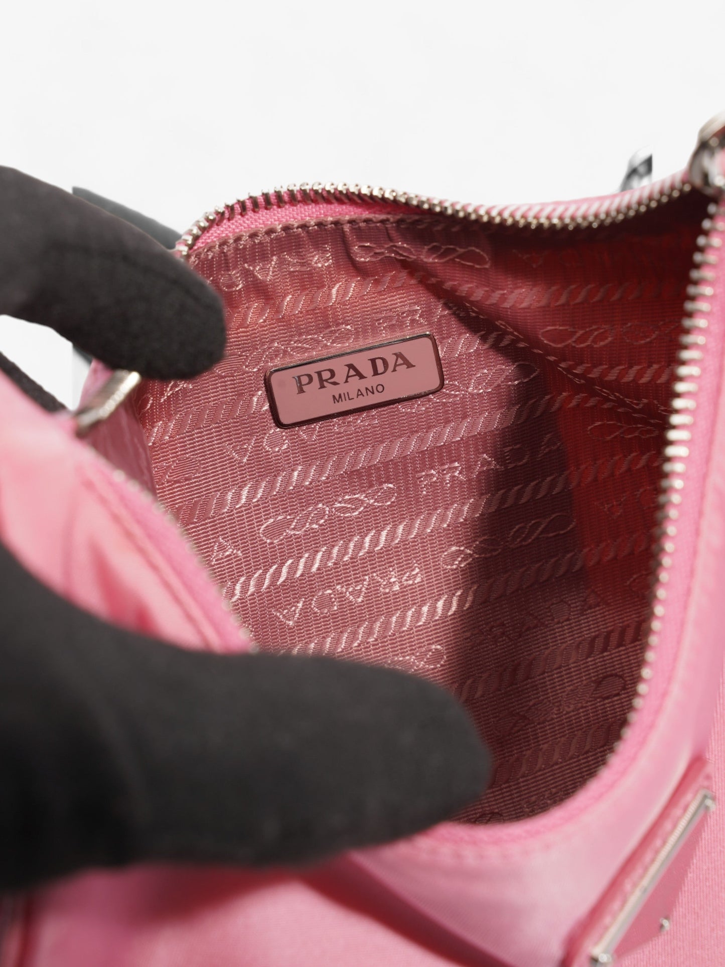 Prada Re-Edition 2005 Pink Re Nylon