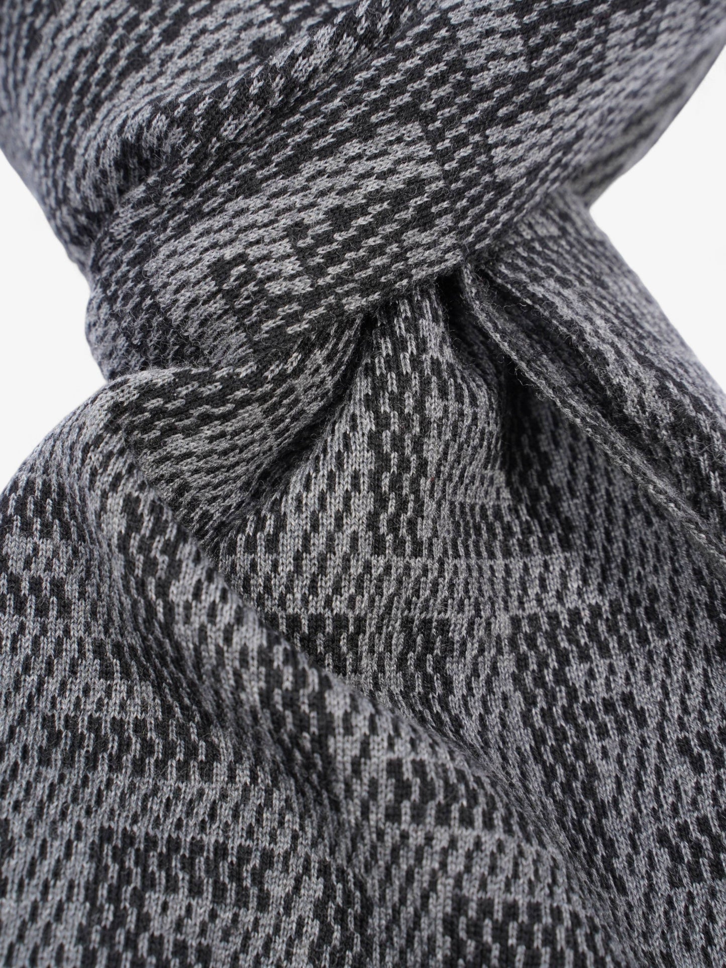 Fendi Logo Pattern Scarf Black / Grey Wool