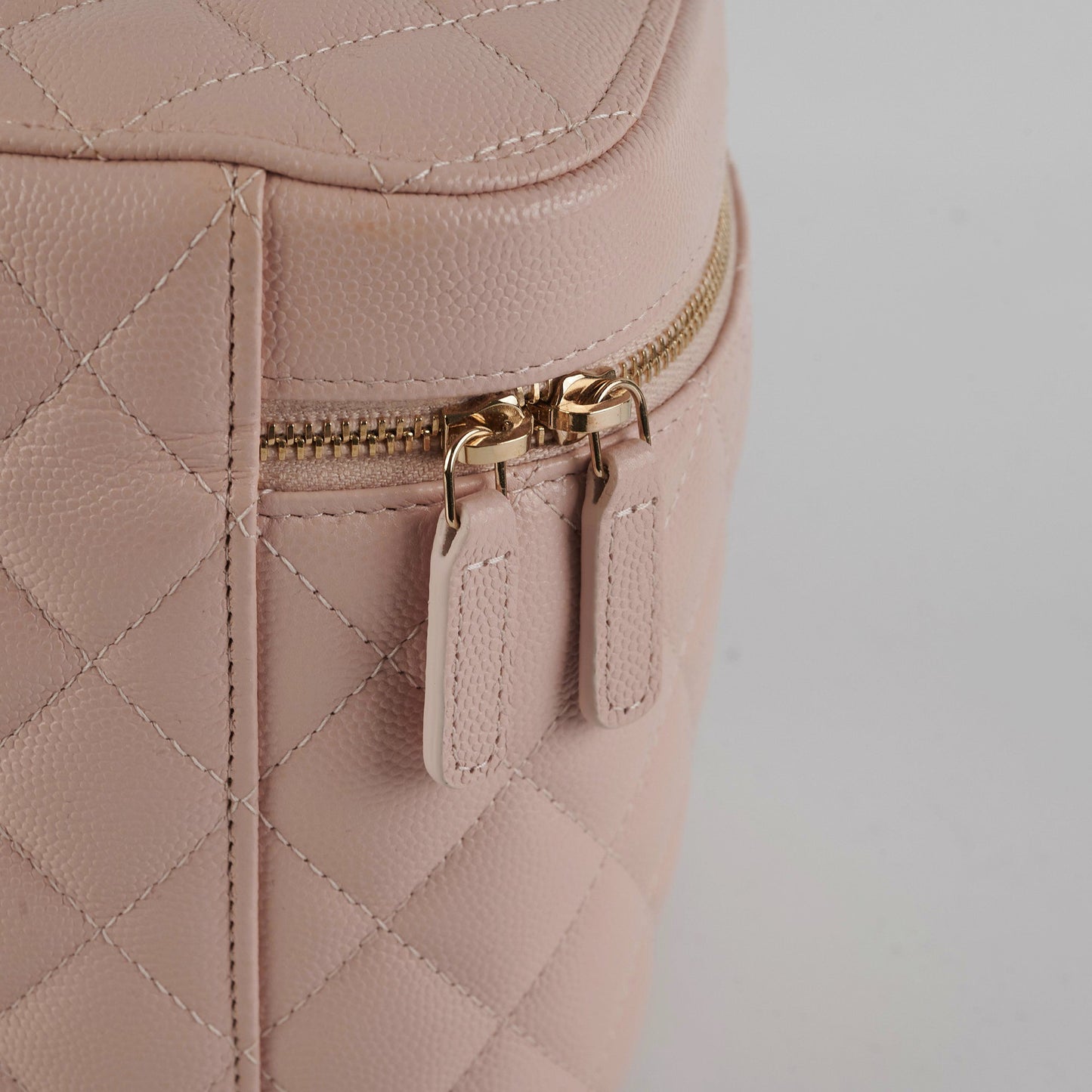Chanel Caviar Vanity Cosmetic Bag Pink Rose Clair