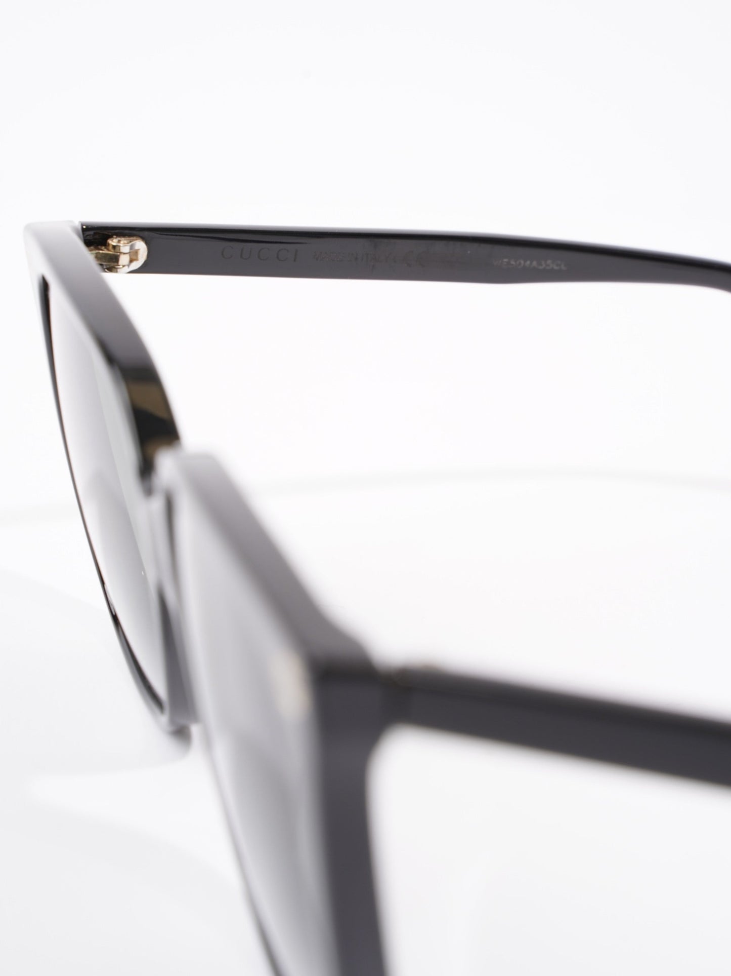Gucci Oversized Sunglasses Black Acetate 140mm