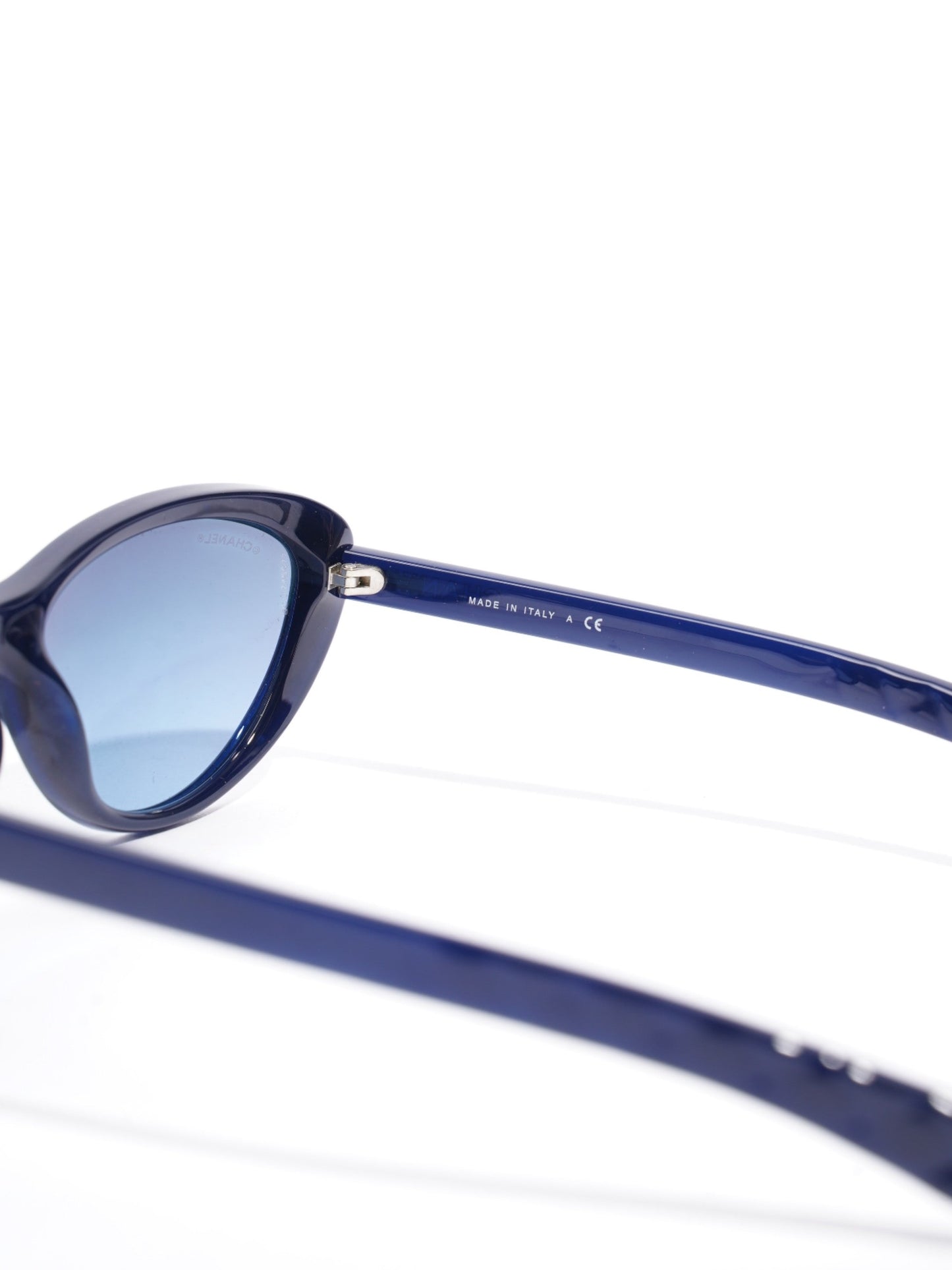 Chanel Chain Detail Cat Eye Sunglasses Navy Acetate 140mm