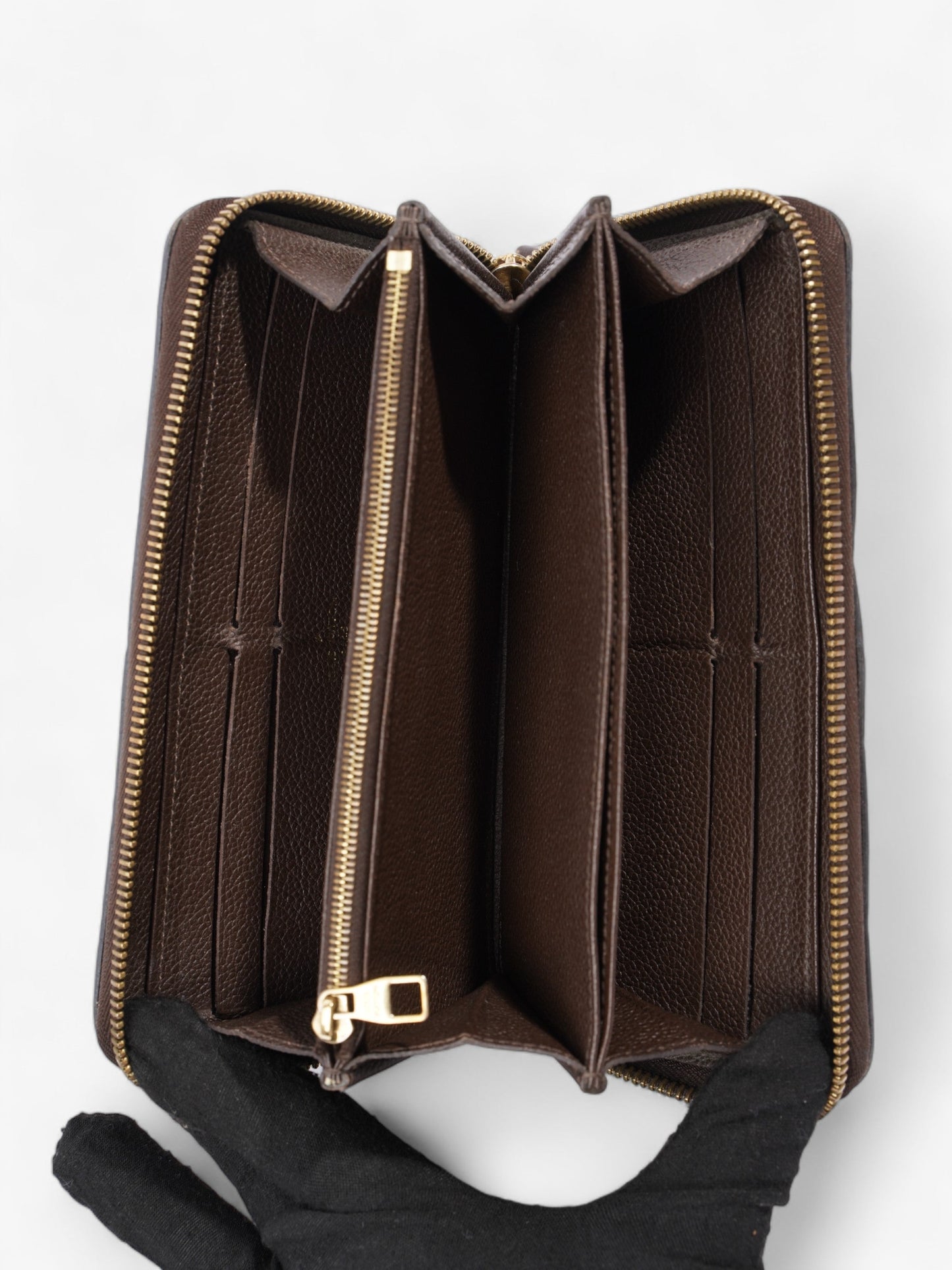 Louis Vuitton Zippy Wallet Taupe Empreinte Leather