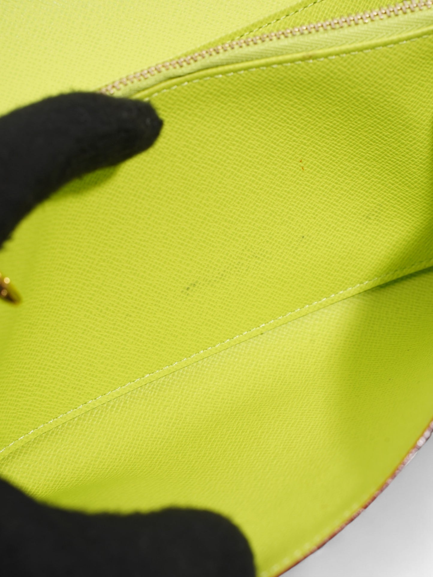 Louis Vuitton Sarah Wallet Black / Multicolour Coated Canvas