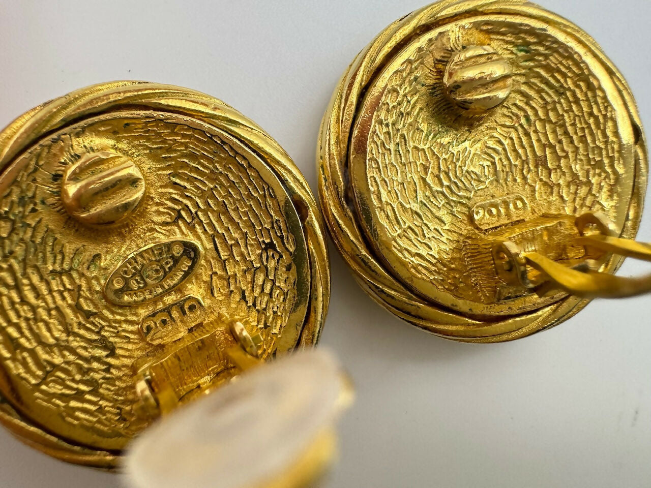 Chanel Vintage 93P Gold Plated Button Gold Clip-on Earrings