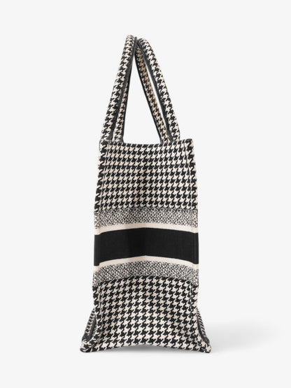 Christian Dior Book Tote Black / White Canvas Medium