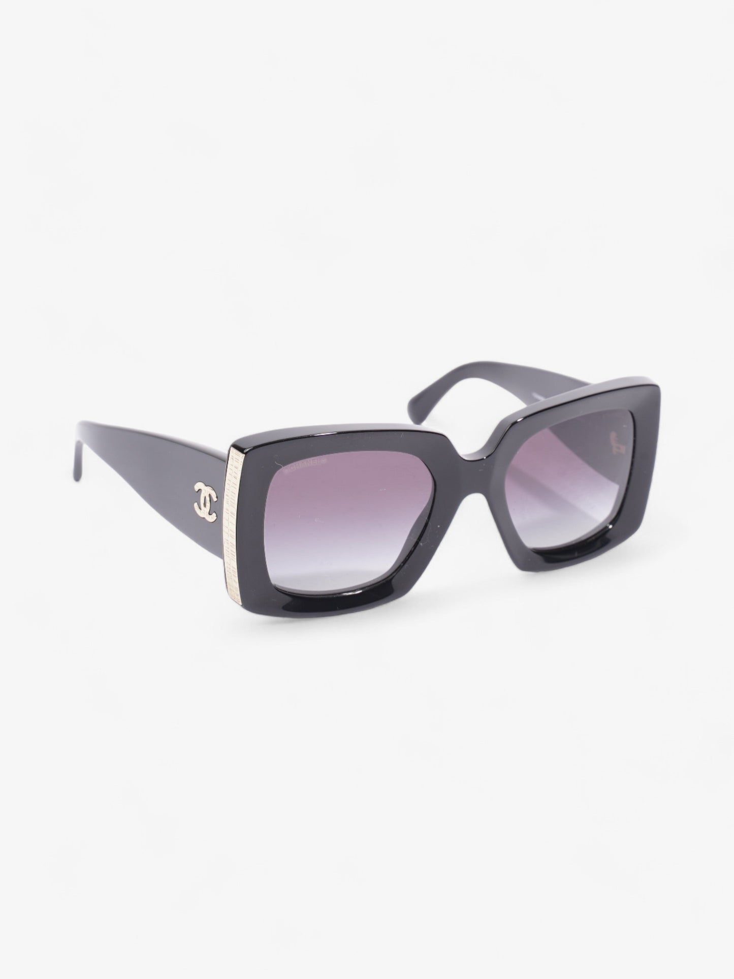 Chanel Interlocking CC Oversized Sunglasses Black / Gold Acetate 140mm