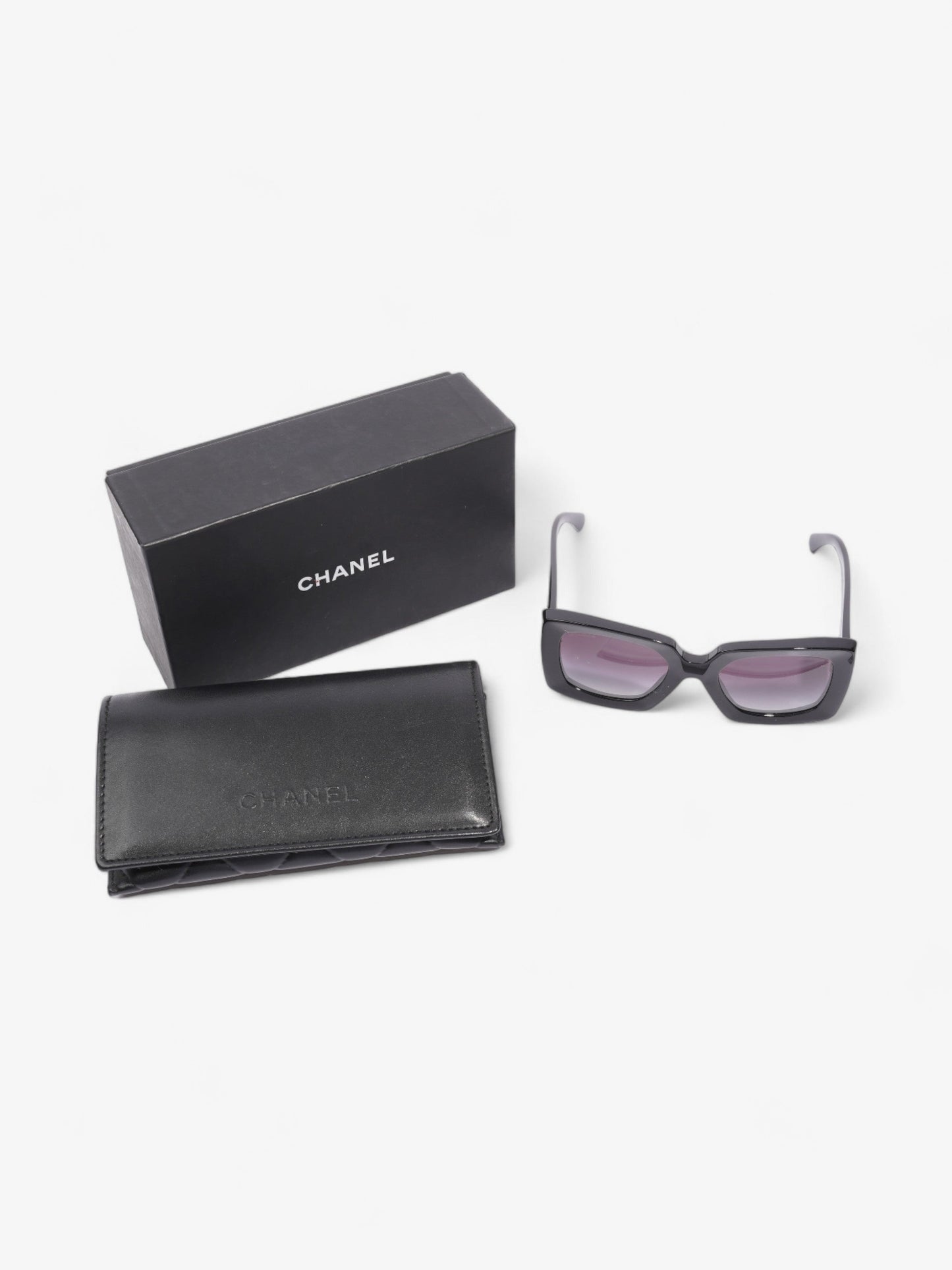 Chanel Interlocking CC Oversized Sunglasses Black / Gold Acetate 140mm