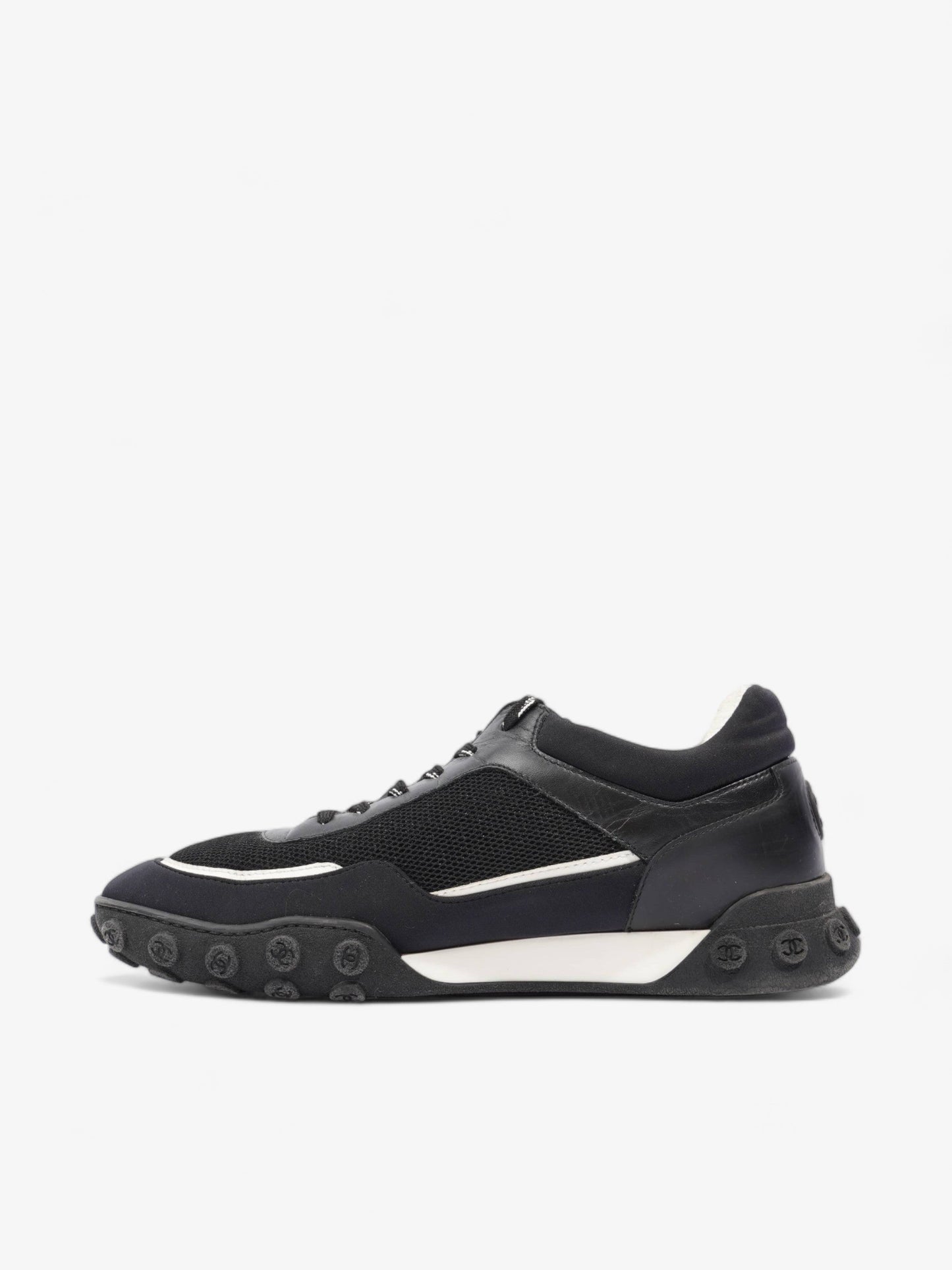 Chanel Low Top Sneaker Black / Navy Mesh EU 43 UK 9