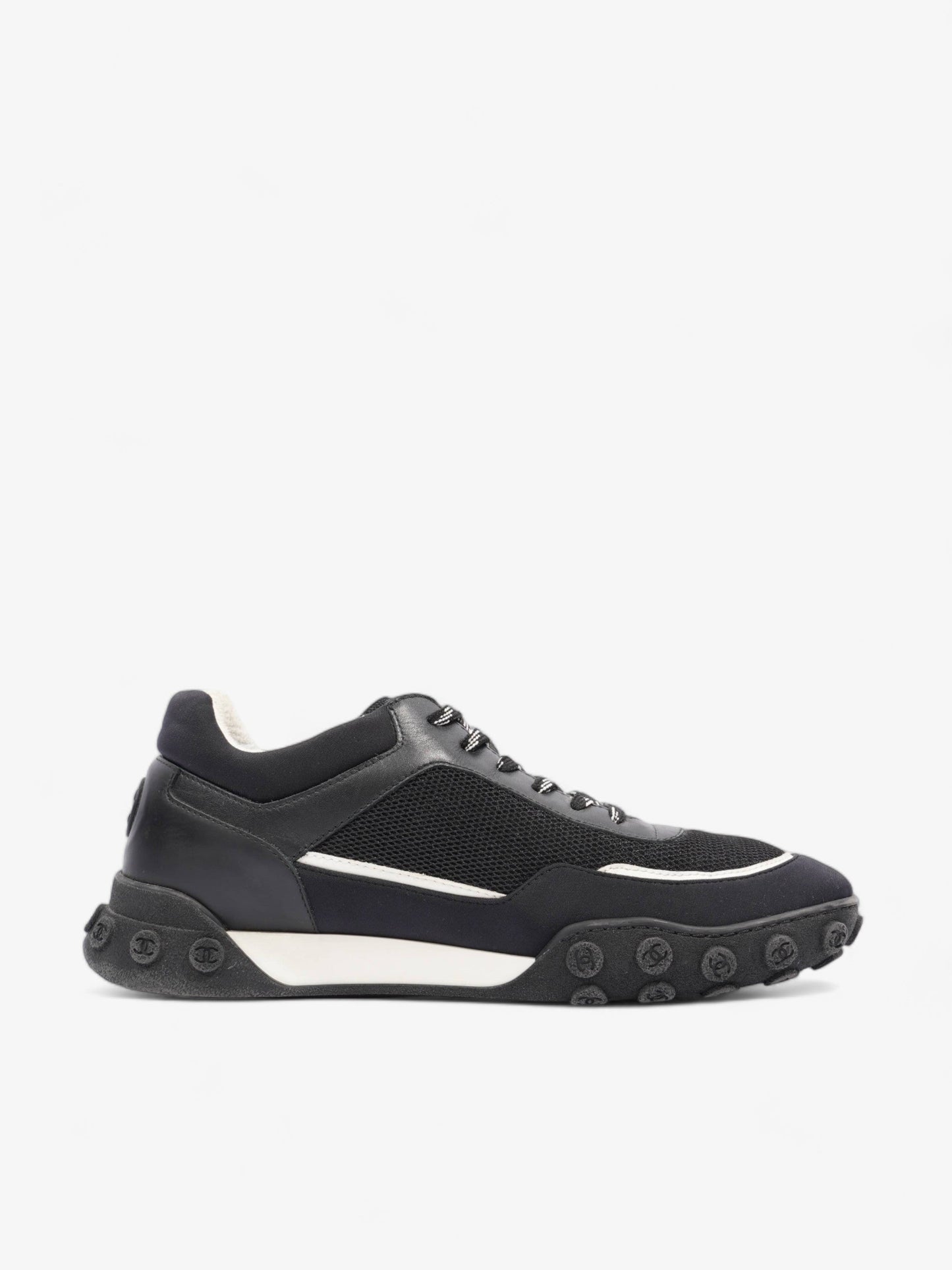 Chanel Low Top Sneaker Black / Navy Mesh EU 43 UK 9