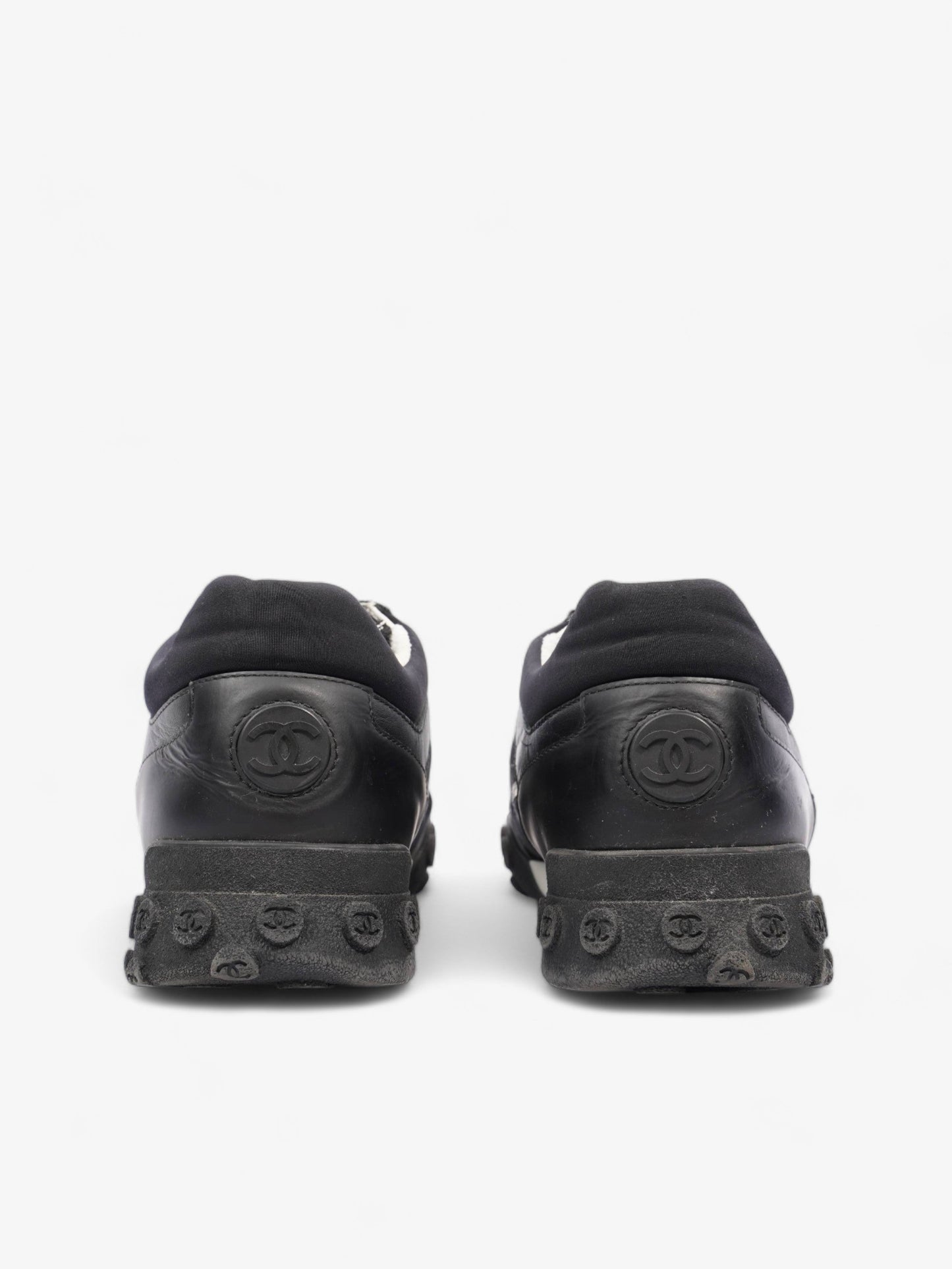 Chanel Low Top Sneaker Black / Navy Mesh EU 43 UK 9