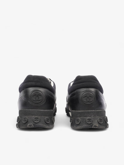 Chanel Low Top Sneaker Black / Navy Mesh EU 43 UK 9