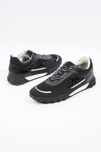 Chanel Low Top Sneaker Black / Navy Mesh EU 43 UK 9