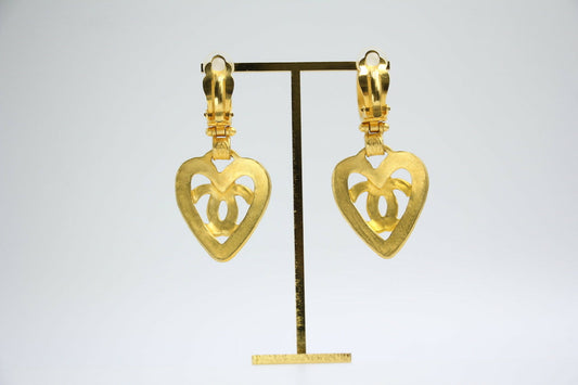 Chanel Vintage 95P Gold-plated Heart-shaped Dangle Clip-on Earrings