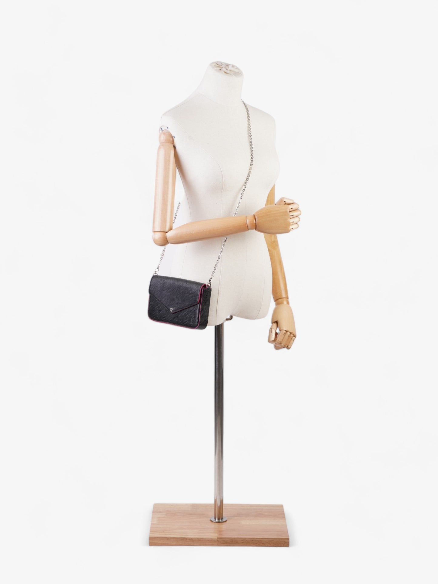 Louis Vuitton Pochette Felicie Black Epi Leather