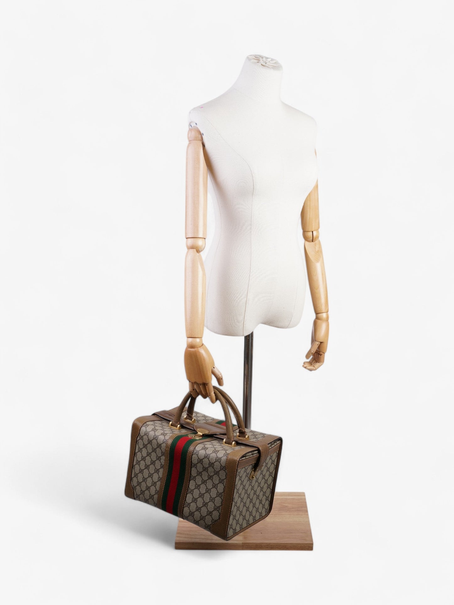 Gucci Hard Train Vanity Case GG Supreme / Brown / Green Coated Canvas