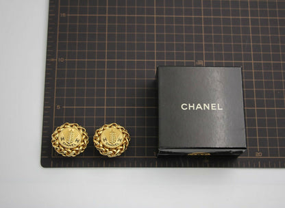 Chanel Vintage 1986 Gold-plated Wheat Ear Lace Large Round Clip-on Earrings