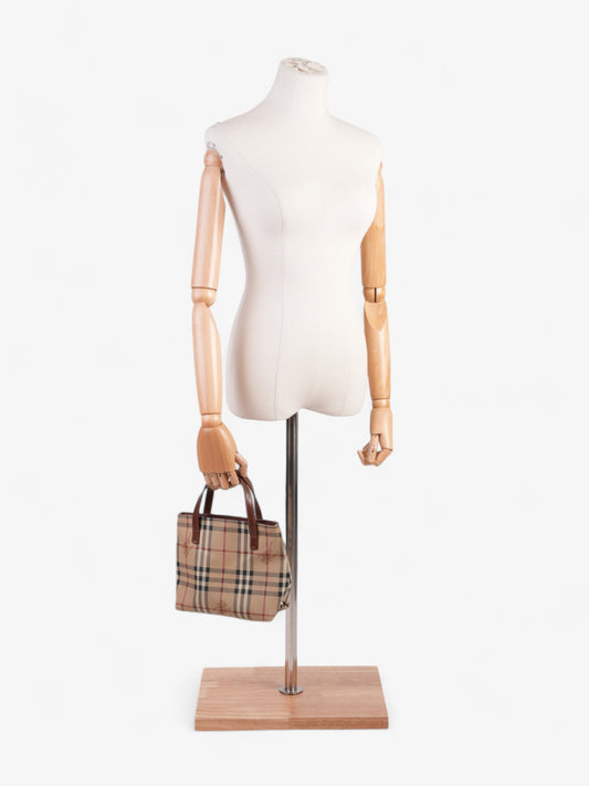 Burberry Check Tote Nova Check / Brown Coated Canvas