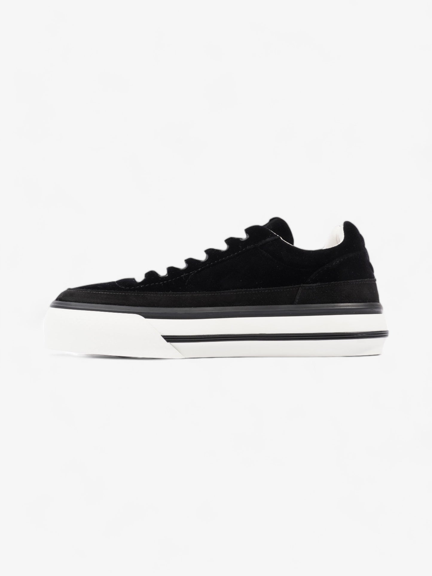 Chanel CC Suede Sneaker Black / White Suede EU 42 UK 8