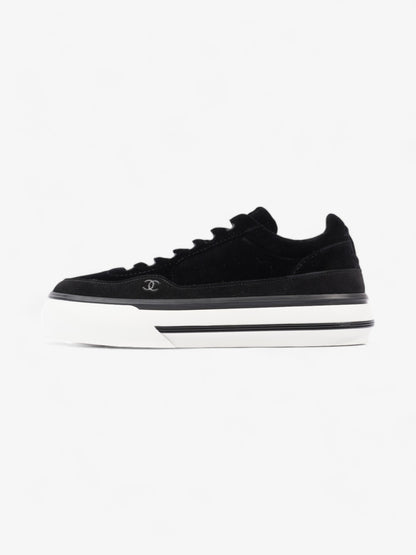 Chanel CC Suede Sneaker Black / White Suede EU 42 UK 8