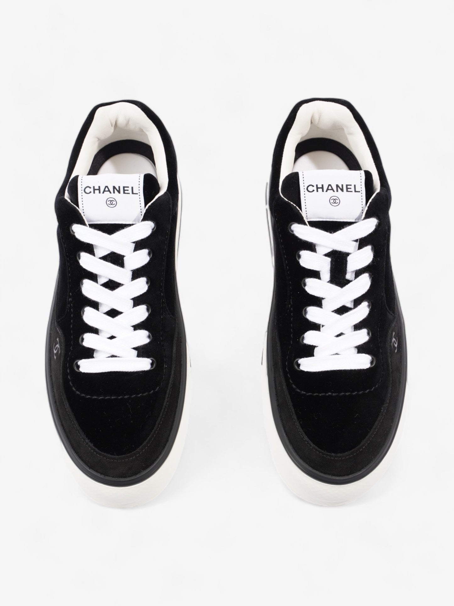 Chanel CC Suede Sneaker Black / White Suede EU 42 UK 8
