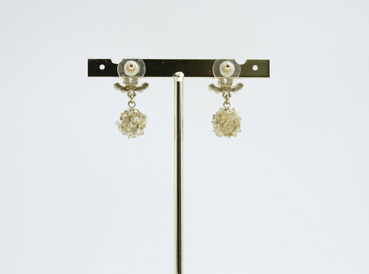 Chanel A12A Metal Engraving Vintage Concave Stud Earrings