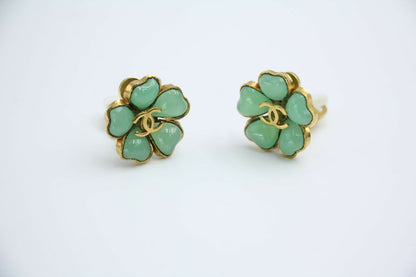 Chanel Vintage 97P Gripoix Jade Light Green Camellia Clip-on Earrings