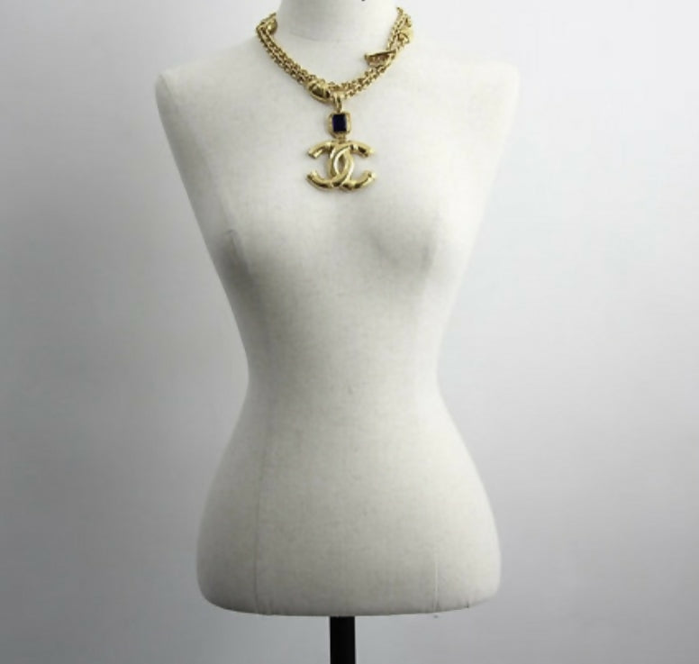 Chanel Vintage 94A Gripoix Blue Gold-plated Necklace