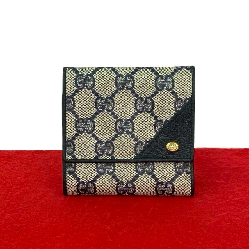 Gucci GG Logo Leather Trifold Wallet