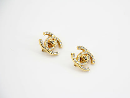 Chanel Vintage 96A Rhinestone & Gold-plated Backpack Buckle CC Clip-on Earrings