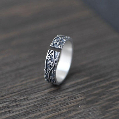 Balmora Silver Flower Ring