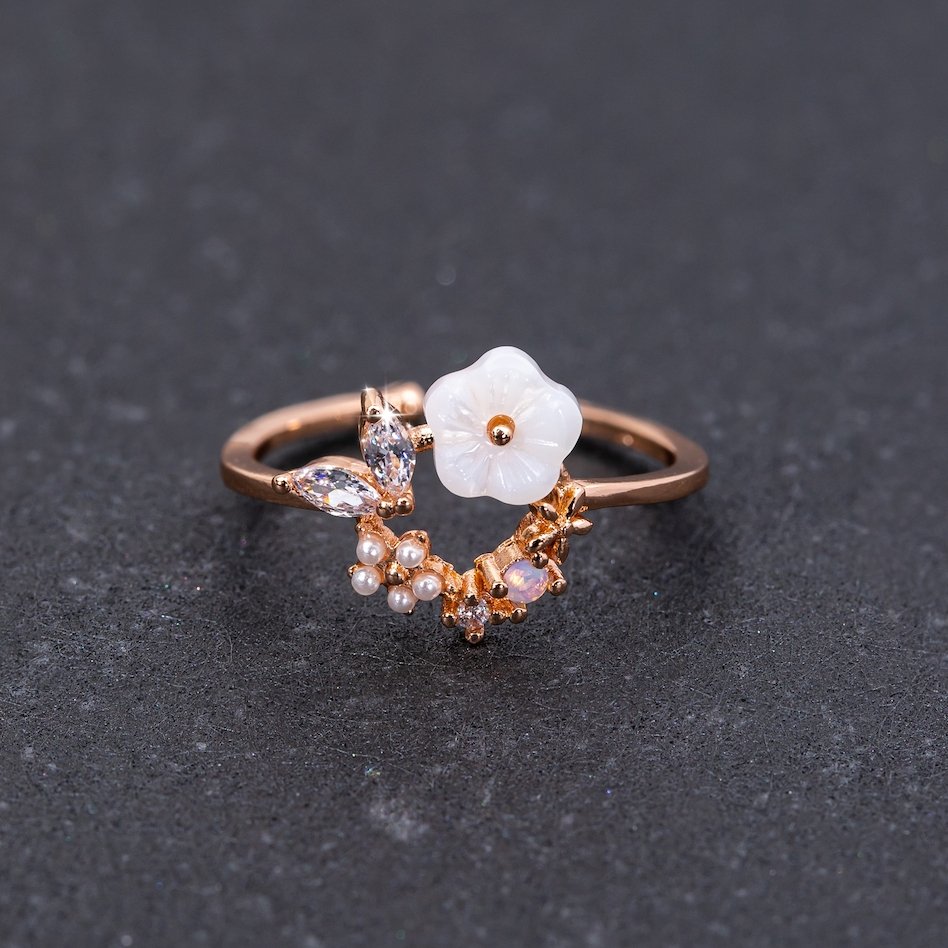 Blooming Rose Gold Flower Ring