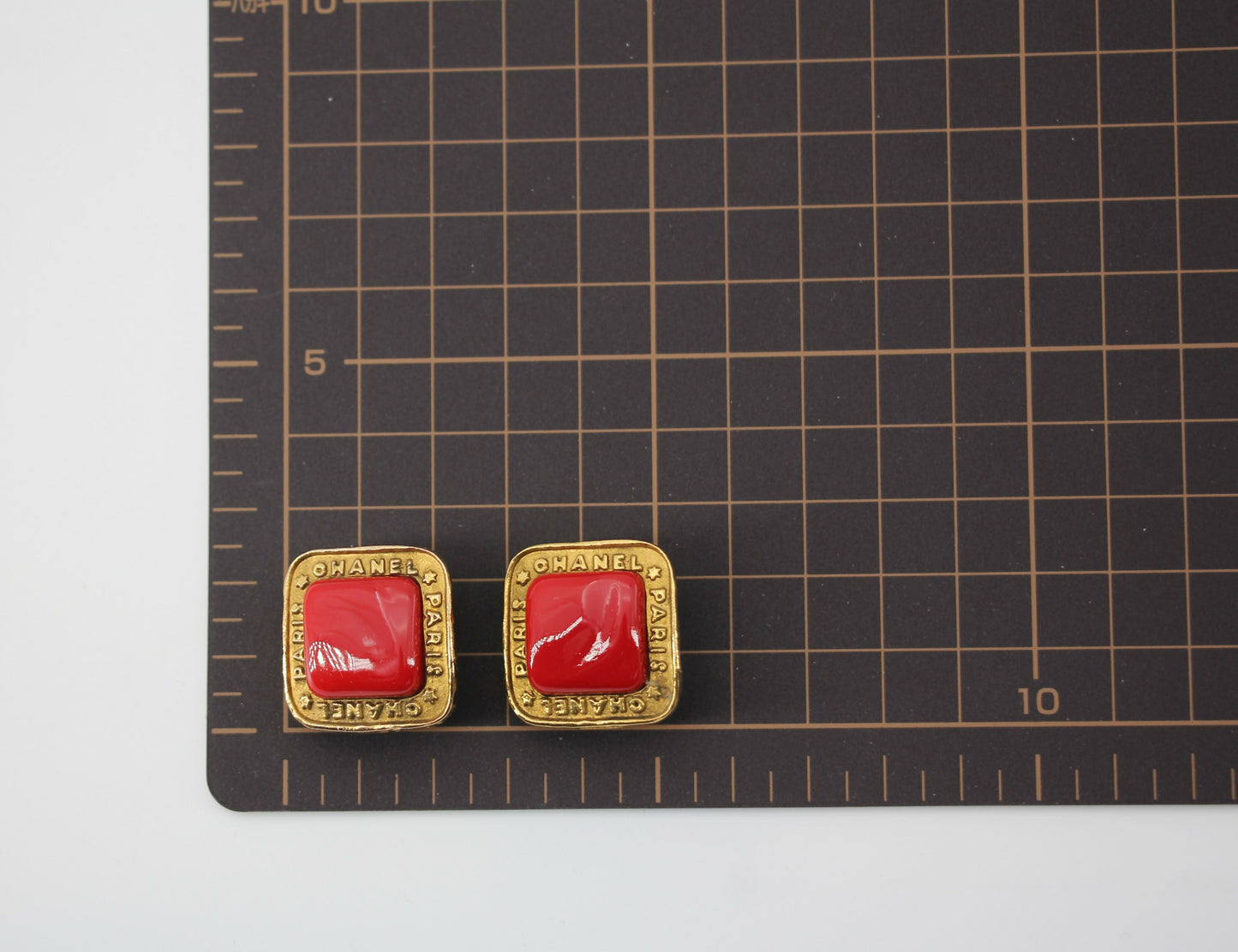 Chanel Vintage 1886-92 Gold-plated Large Red Square Clip-on Earrings