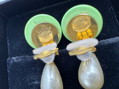 Chanel Vintage 96C Resin Green Dot Imitation Pearl Dangle Clip-on Earrings