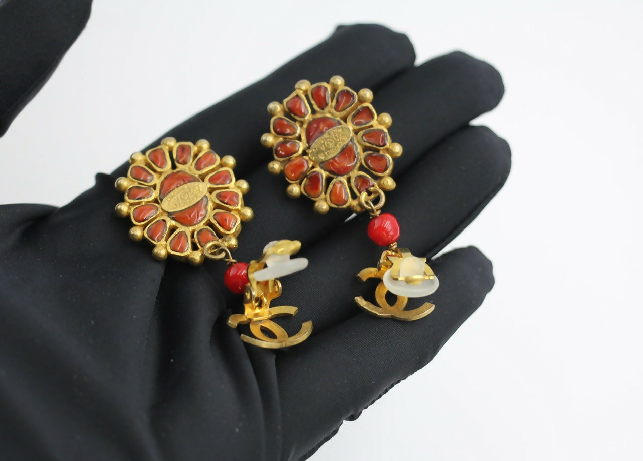 Chanel Vintage 93A Gripoix Gold-plated Red Dangle Clip-on Earrings