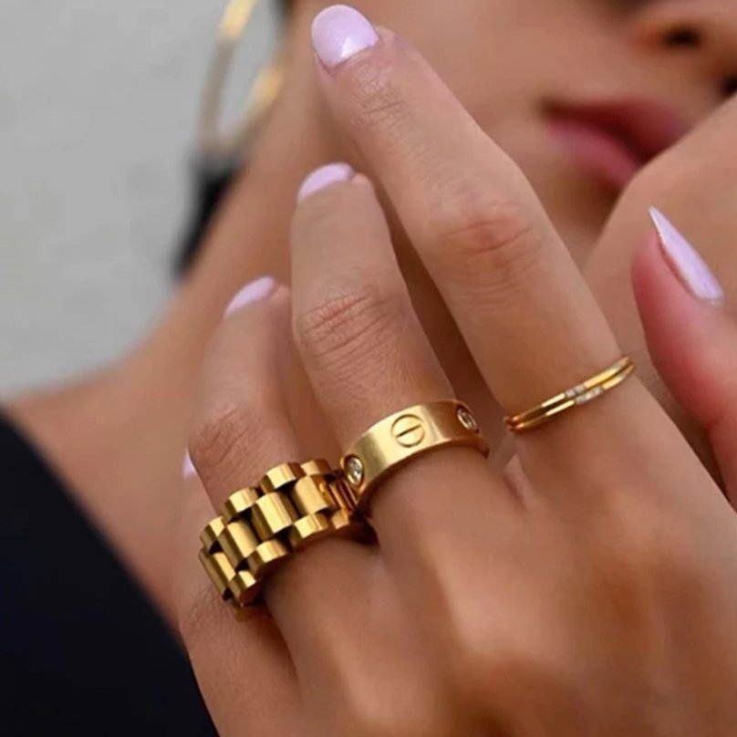 Chunky Gold Chain Ring