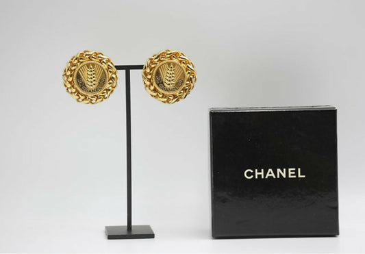 Chanel Vintage 1986 Gold-plated Wheat Ear Lace Large Round Clip-on Earrings