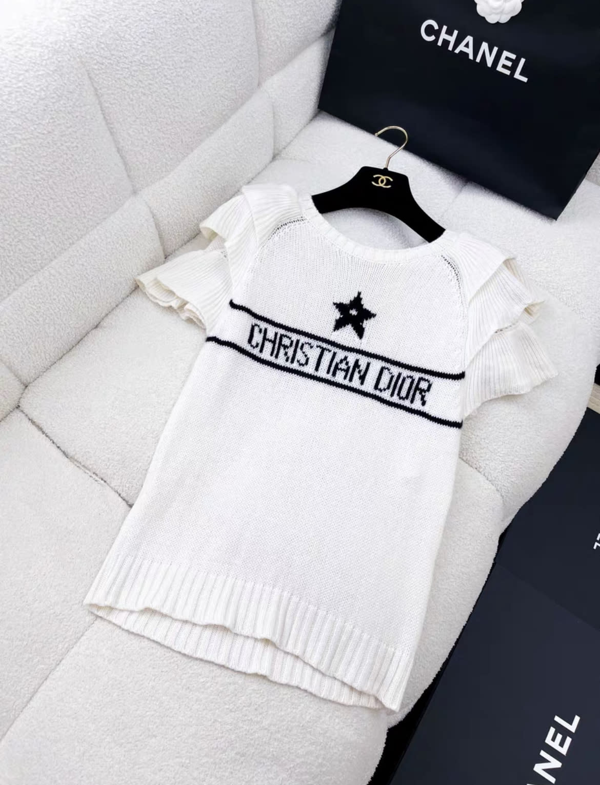 Dior ruffles white cashmere knit lucky star top