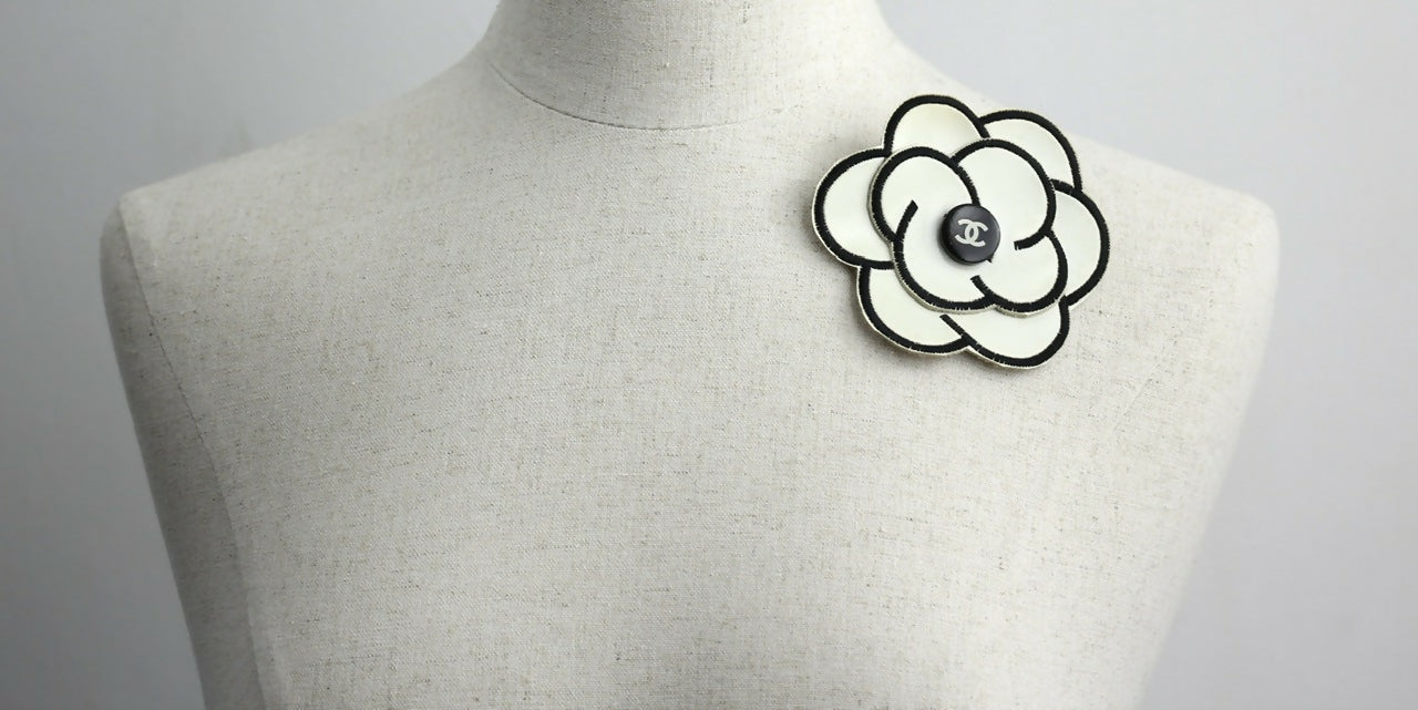 Chanel Vintage 1995 Rubber Spring/Summer White Camellia Brooch