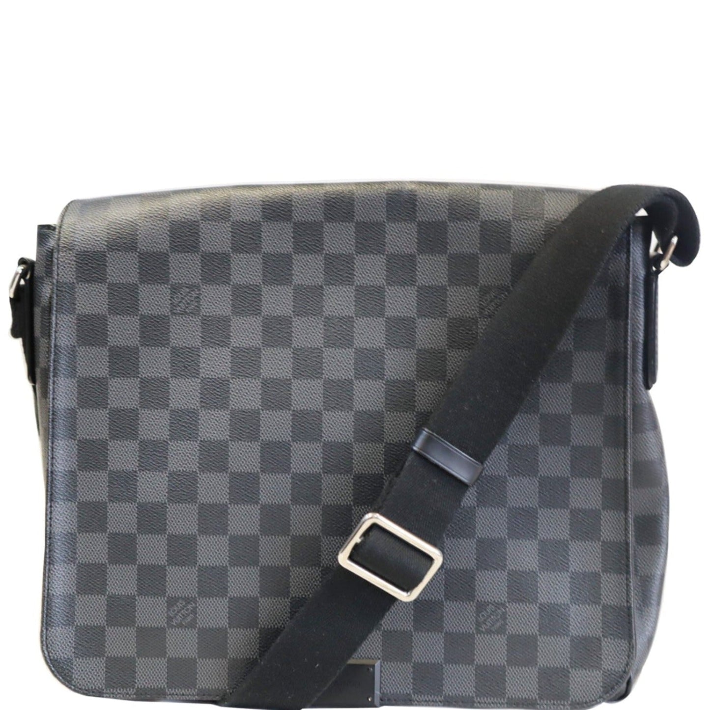 LOUIS VUITTON District MM Damier Graphite Messenger Bag Black